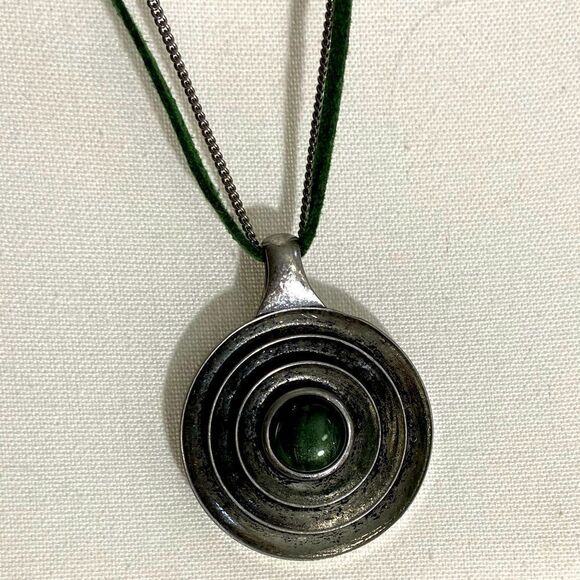 Lia Sophia pendant necklace - Picture 3 of 12